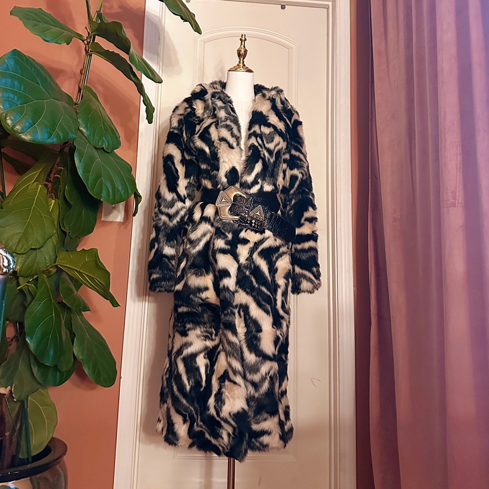 Shrimps Fur Coat - Size 10